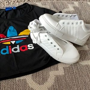 NWT all white sneakers